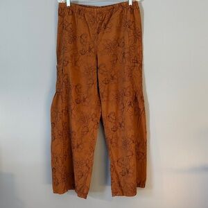 100% Cotton Women's Floral Embroidered Wide Leg Pants - Brown Side Pockets